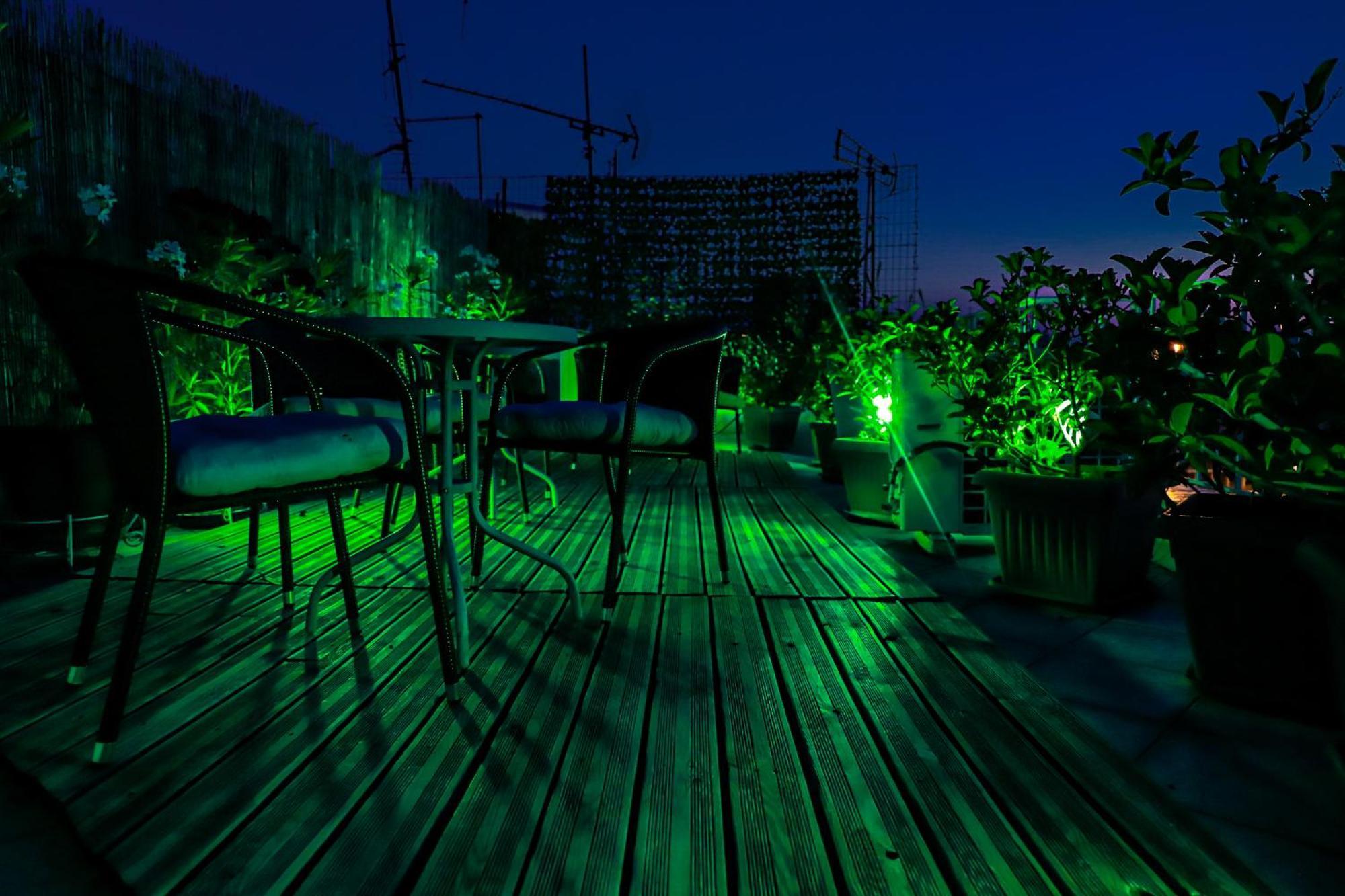 Renovated Apartment With Roof Garden Access, 15 M Walk To Acropolis Athens Exterior photo