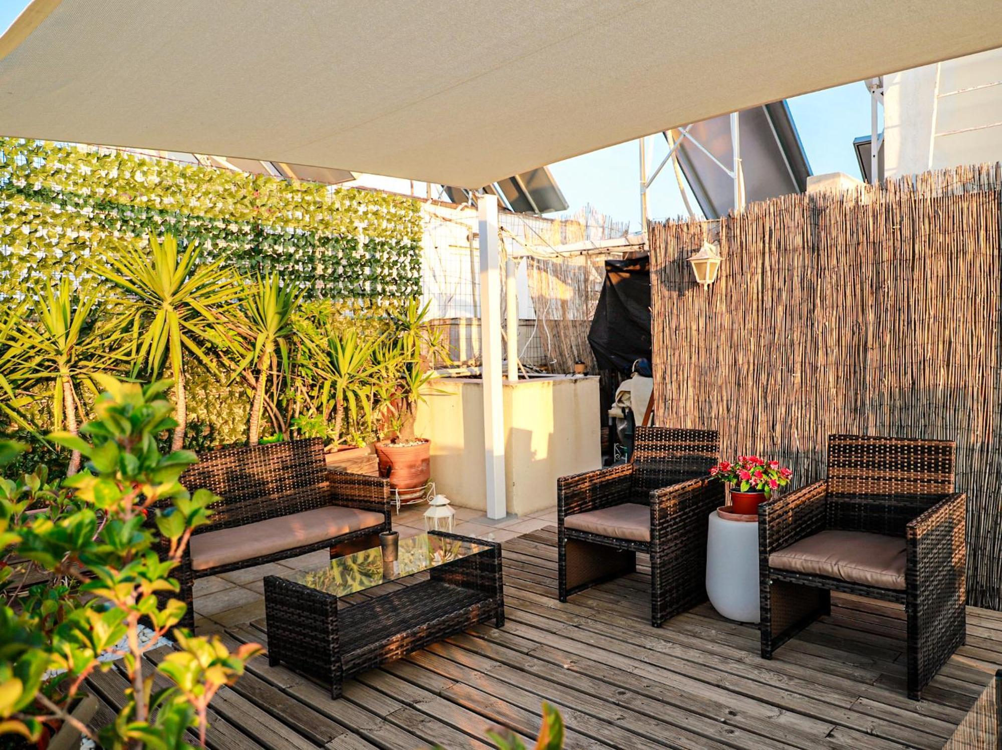 Renovated Apartment With Roof Garden Access, 15 M Walk To Acropolis Athens Exterior photo